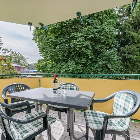 Ostseetrio Haus 2 - 10 Appartement